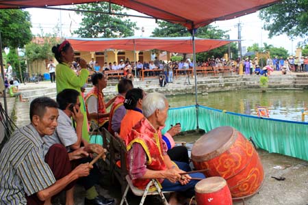 Du lịch xã Hồng Phong tìm hiểu về những tích trò của Nghệ thuật múa rối nước